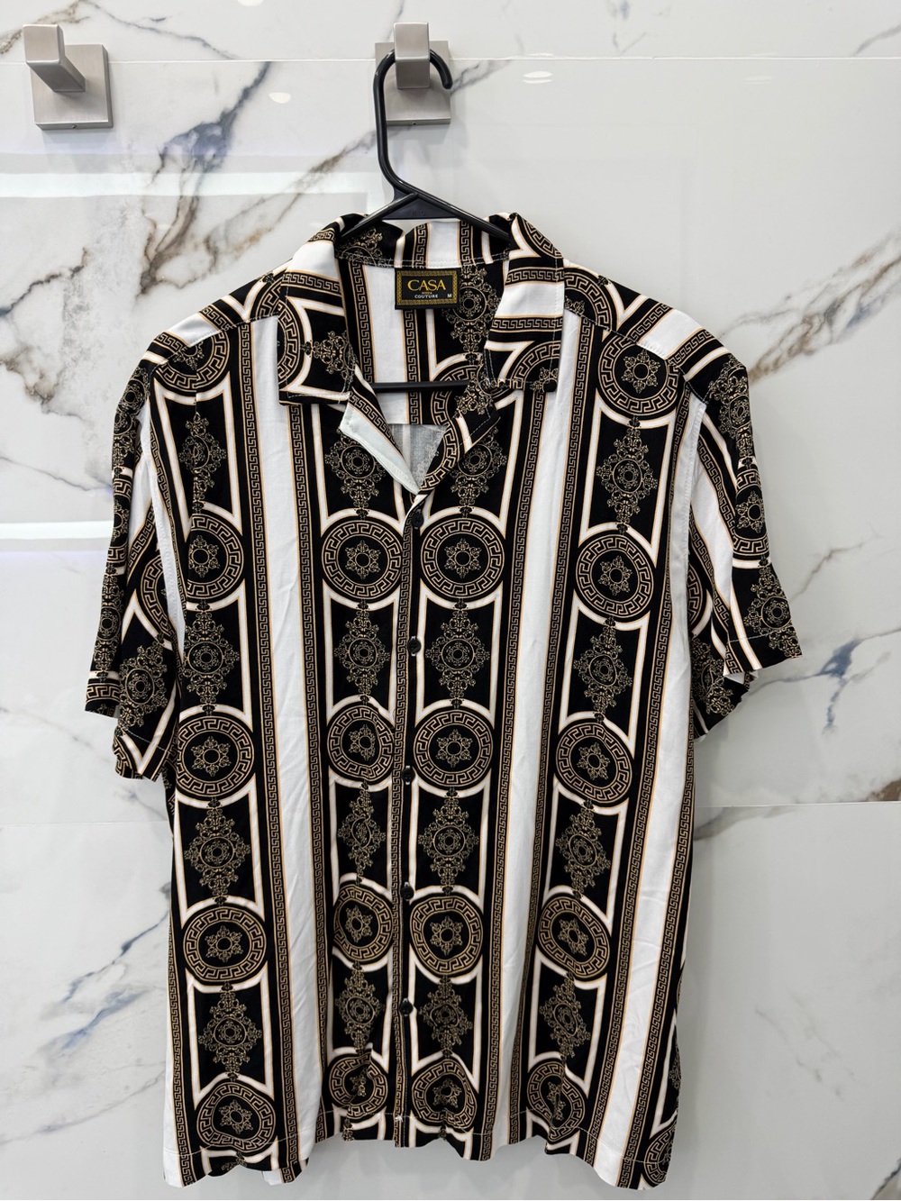 Men's Black & White Geometric-Stripe Short-Sleeve Button Shirt